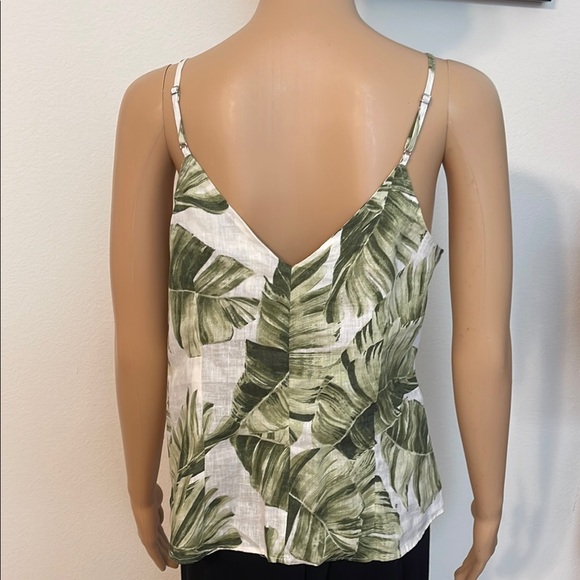 NWT H&M Premium Linen Green Palm Leaf Print Top - Picture 5 of 12